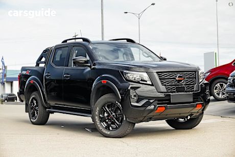 Black 2025 Nissan Navara Dual Cab Pick-up Pro-4X (4X4)