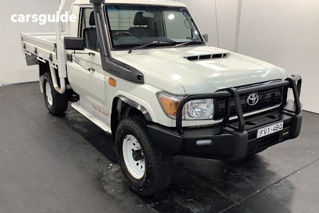 White 2018 Toyota Landcruiser Cab Chassis Workmate (4X4)