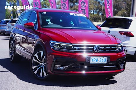 Red 2017 Volkswagen Tiguan Wagon 162 Tsi Highline