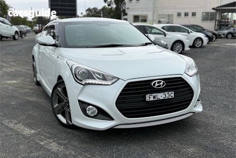White 2014 Hyundai Veloster Coupe Sr Turbo