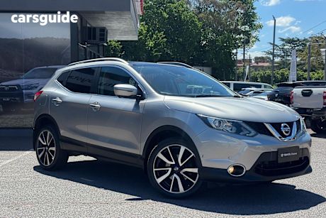 Silver 2016 Nissan Qashqai Wagon Ti (4X2)