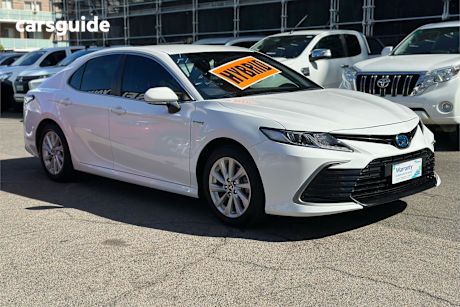 White 2021 Toyota Camry Sedan Ascent Hybrid