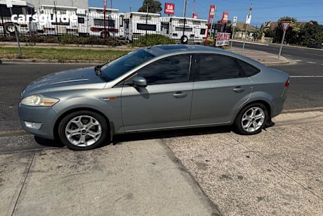 Green 2008 Ford Mondeo Hatchback Tdci
