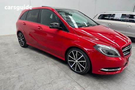 Red 2013 Mercedes-Benz B250 Hatchback
