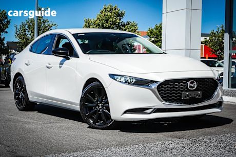 White 2024 Mazda 3 Sedan G25 Evolve Sp