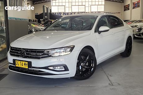 White 2022 Volkswagen Passat Sedan 140Tsi Business