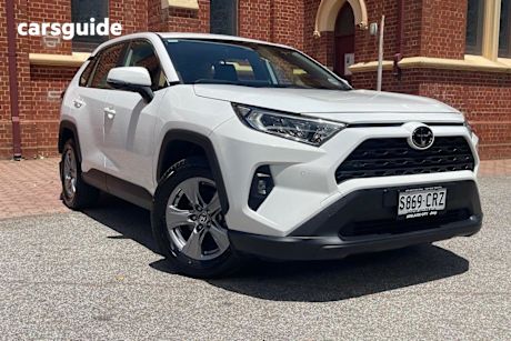 White 2022 Toyota RAV4 Wagon Gx (2Wd)