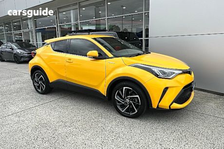 Yellow 2019 Toyota C-HR Wagon Koba (Awd)