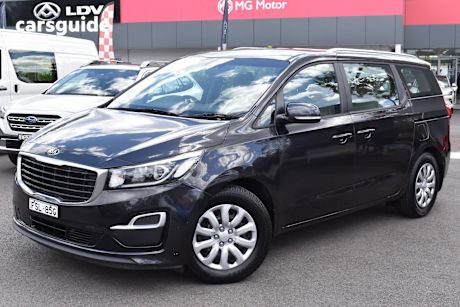 Grey 2018 Kia Carnival Wagon S