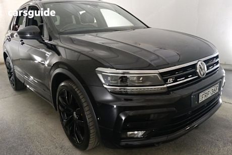 Black 2018 Volkswagen Tiguan Wagon Wolfsburg Edition