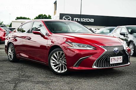 Red 2020 Lexus ES300H Sedan Sports Luxury Brn Mts (Hybrid)