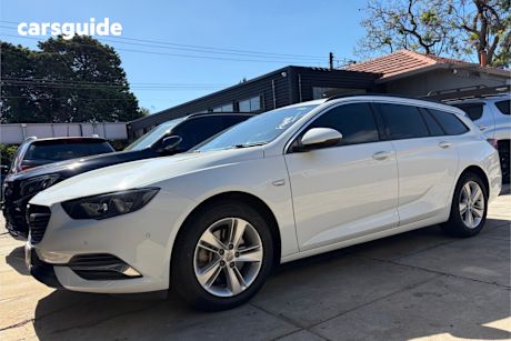 White 2019 Holden Commodore Sportswagon Lt
