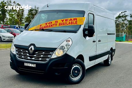 White 2017 Renault Master Van Mwb Mid