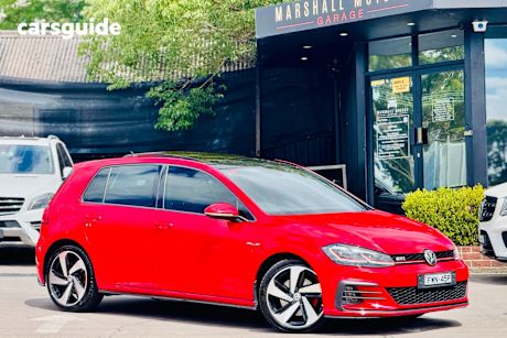Red 2017 Volkswagen Golf Hatchback Gti