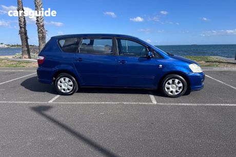 Blue 2006 Toyota Avensis Wagon Verso Glx
