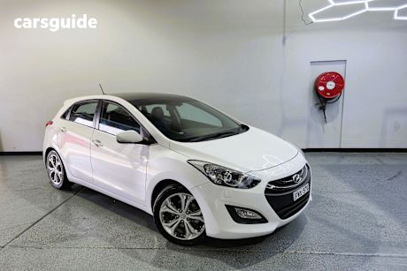 White 2013 Hyundai I30 Hatchback Premium