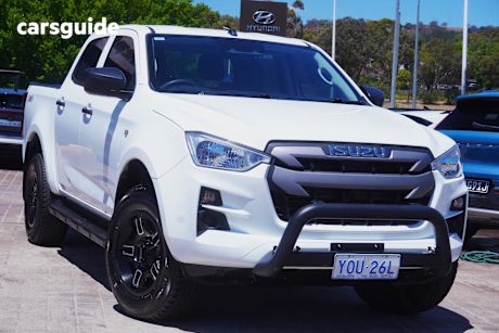 White 2020 Isuzu D-MAX Crew Cab Utility Sx (4X4)