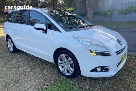 White 2013 Peugeot 5008 Wagon Active 1.6T