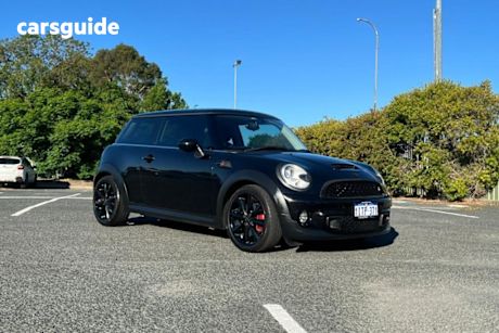 Black 2011 Mini Cooper Hatchback S