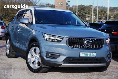Grey 2019 Volvo XC40 Wagon T4 Momentum