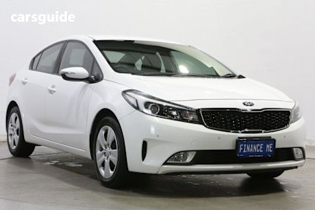 White 2017 Kia Cerato Sedan S