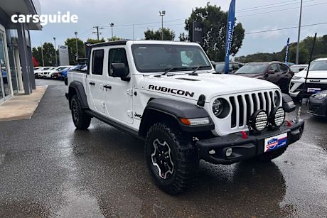 White 2022 Jeep Gladiator Dual Cab Utility Rubicon (4X4)