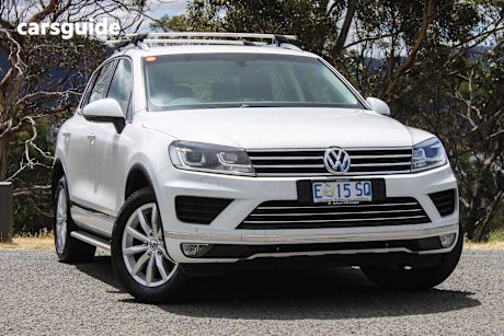 White 2015 Volkswagen Touareg Wagon 150 Tdi