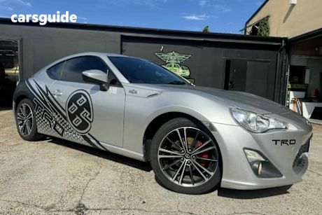 Silver 2014 Toyota 86 Coupe Gt