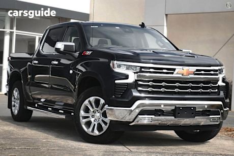 Silver 2024 Chevrolet Silverado Crew Cab Pickup 1500 Ltz Premium