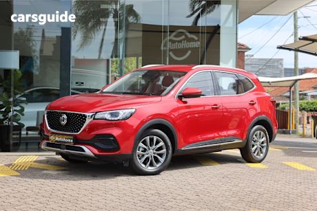 Red 2024 MG HS Wagon Phev Essence +Ev