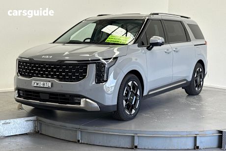 Grey 2024 Kia Carnival Wagon Gt-Line