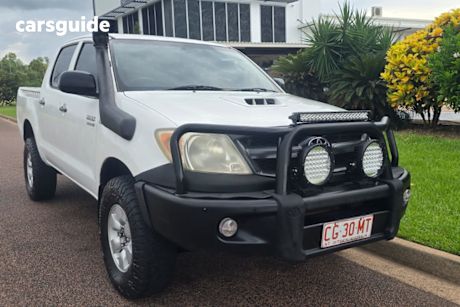 White 2005 Toyota Hilux Dual Cab Pick-up Sr (4X4)