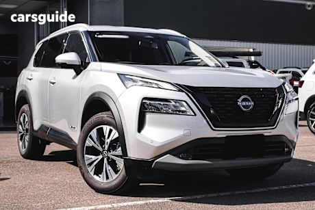 Silver 2025 Nissan X-Trail Wagon St-L (4Wd) E-Power (Hybrid)