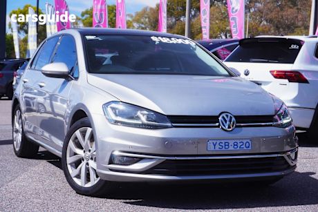 Silver 2017 Volkswagen Golf Hatchback 110 Tsi Highline