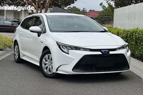 White 2020 Toyota Corolla SUV ZWE211