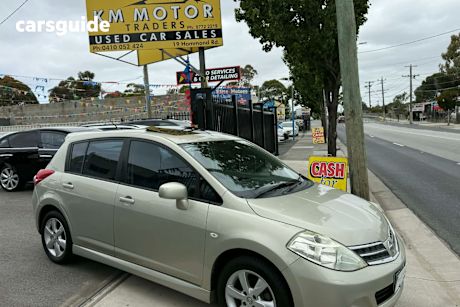 Gold 2011 Nissan Tiida Hatchback Ti