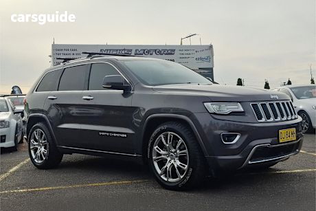Grey 2015 Jeep Grand Cherokee Wagon Overland (4X4)