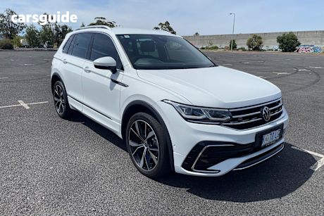 White 2022 Volkswagen Tiguan Wagon 162Tsi R-Line