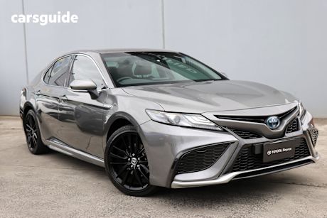 Silver 2022 Toyota Camry Sedan Sx Hybrid