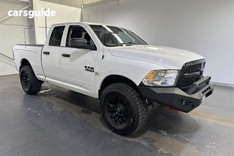 White 2019 RAM 1500 Coach Black Pack (4X4)