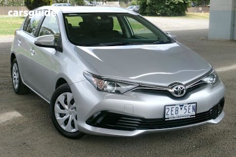 Silver 2018 Toyota Corolla Hatchback Ascent