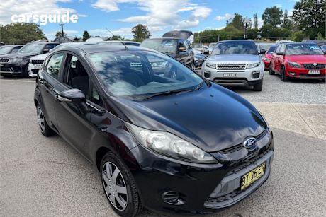 Black 2012 Ford Fiesta Hatchback Cl
