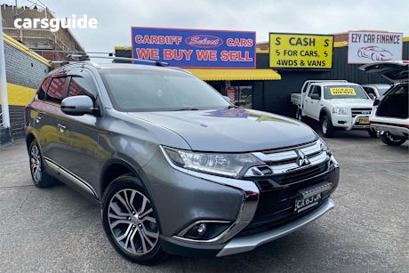 Grey 2017 Mitsubishi Outlander Wagon Ls Safety Pack (4X4) 5 Seats