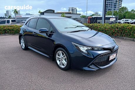 Black 2020 Toyota Corolla Hatchback Ascent Sport