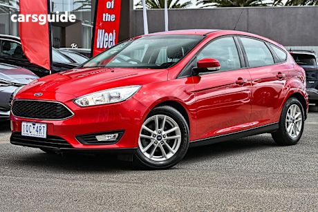 Red 2016 Ford Focus Hatchback Trend
