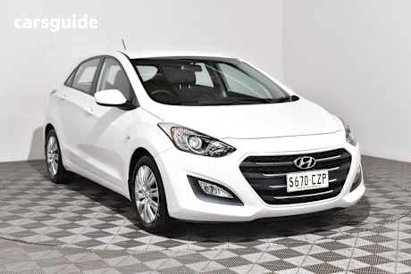 White 2016 Hyundai I30 Hatchback Active