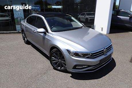 Silver 2022 Volkswagen Passat Sedan 162Tsi Elegance