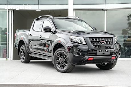 Black 2025 Nissan Navara Dual Cab Pick-up Pro-4X (4X4)