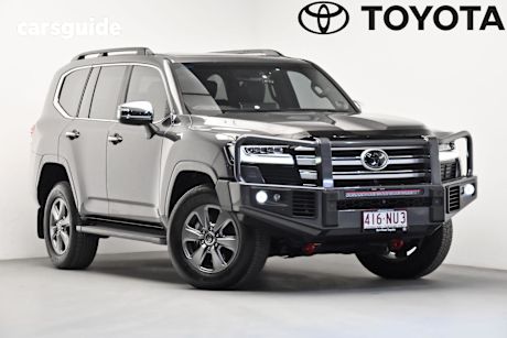 Grey 2023 Toyota Landcruiser Wagon Lc300 Sahara (4X4)
