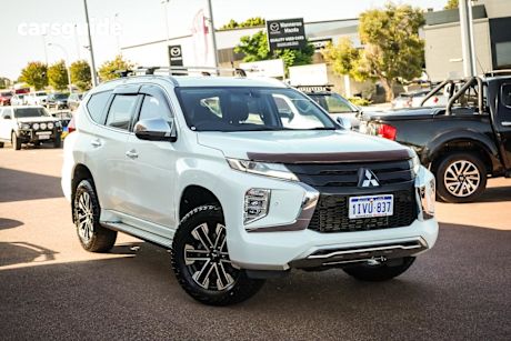 White 2020 Mitsubishi Pajero Sport Wagon Exceed (4X4) 7 Seat